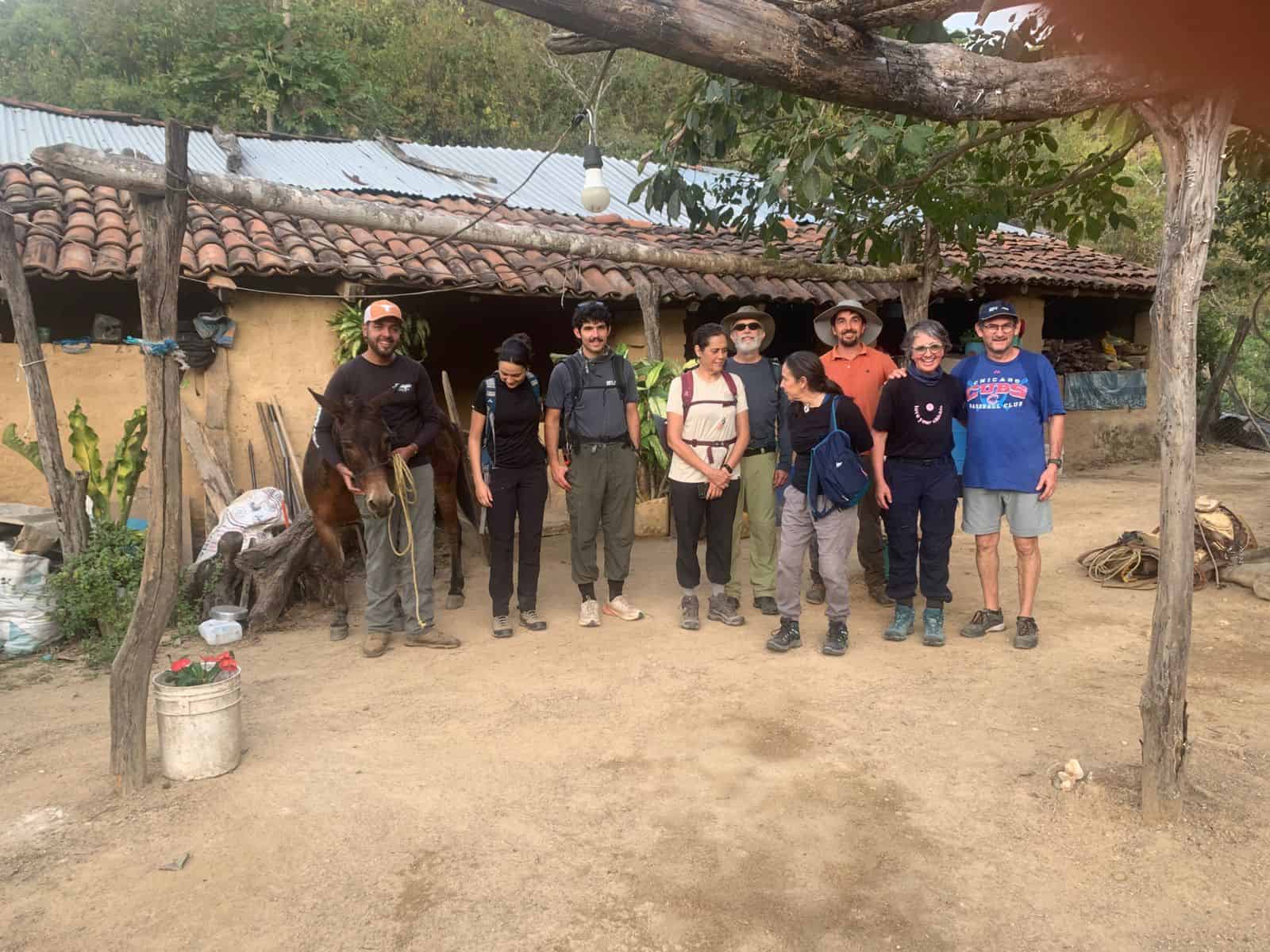 Grupo en rancho